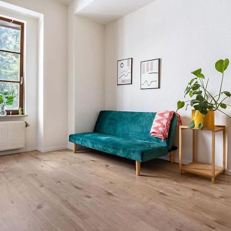 Next Home - Free Parking & Wifi - Badewanne Дуйсбург Экстерьер фото