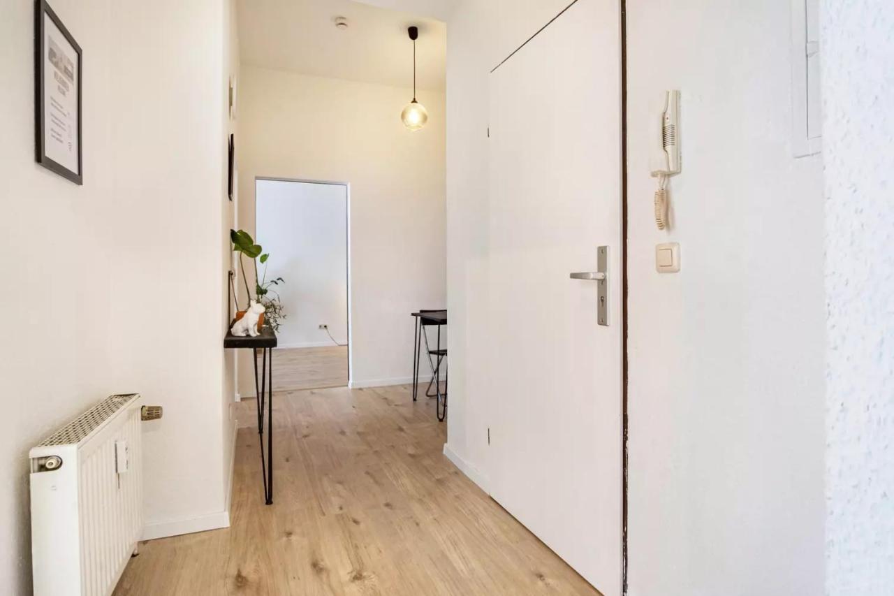 Next Home - Free Parking & Wifi - Badewanne Дуйсбург Экстерьер фото